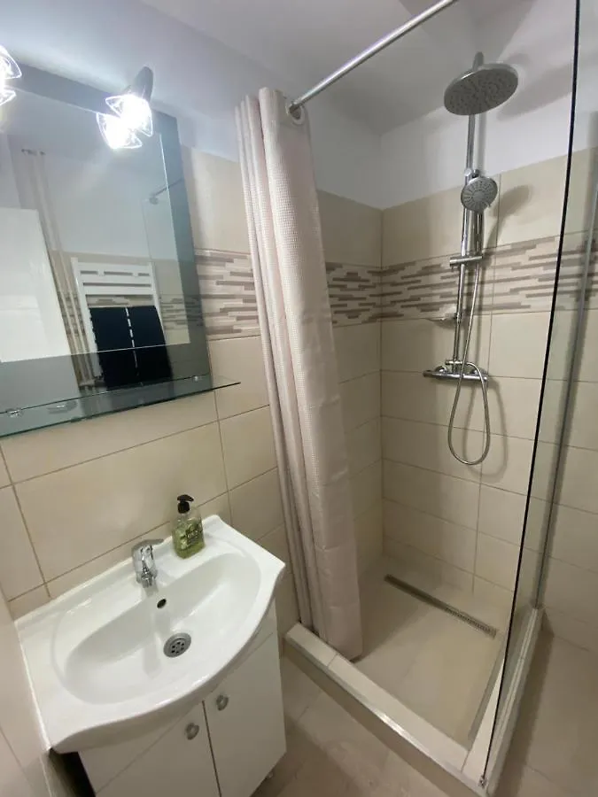 Ferienwohnung Piata Sudului Host Bukarest